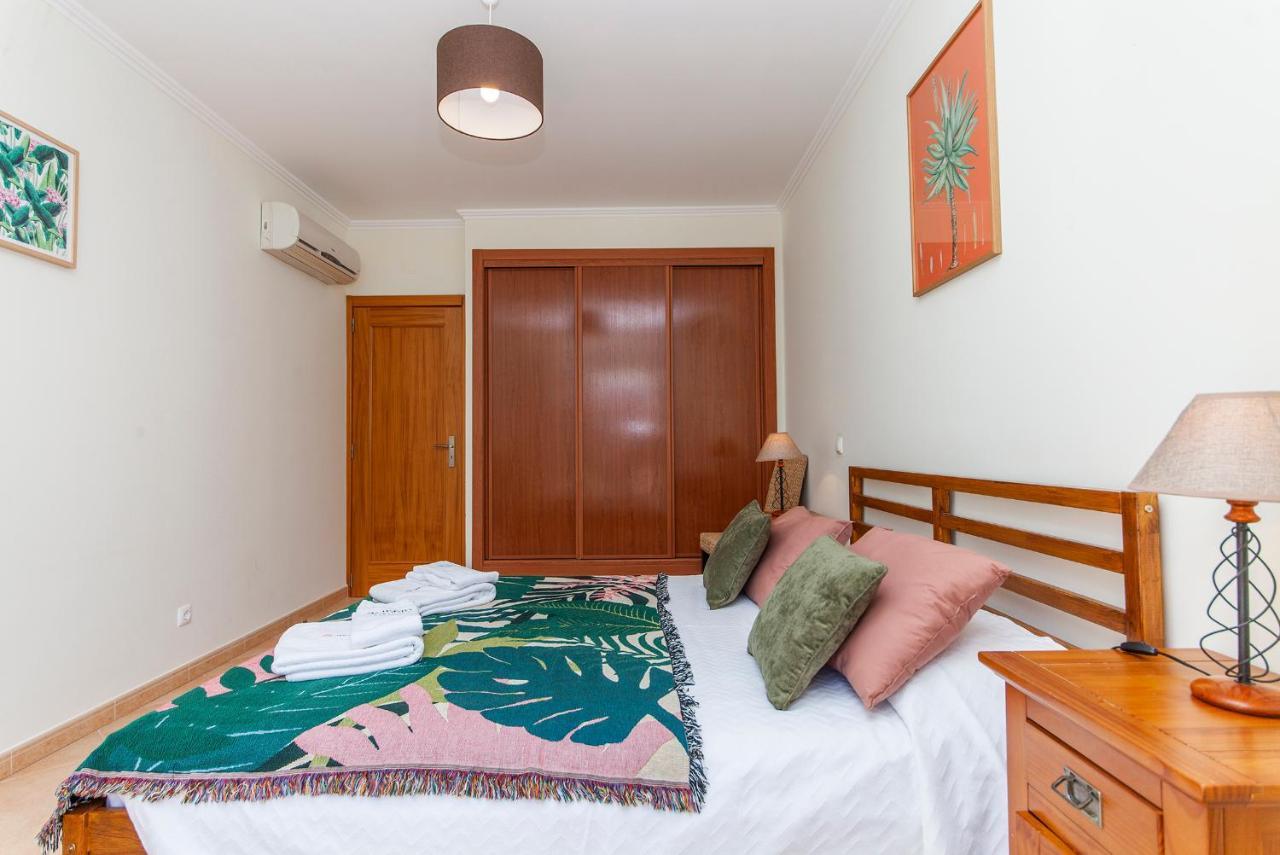 B73 - Luz Sun Apartment