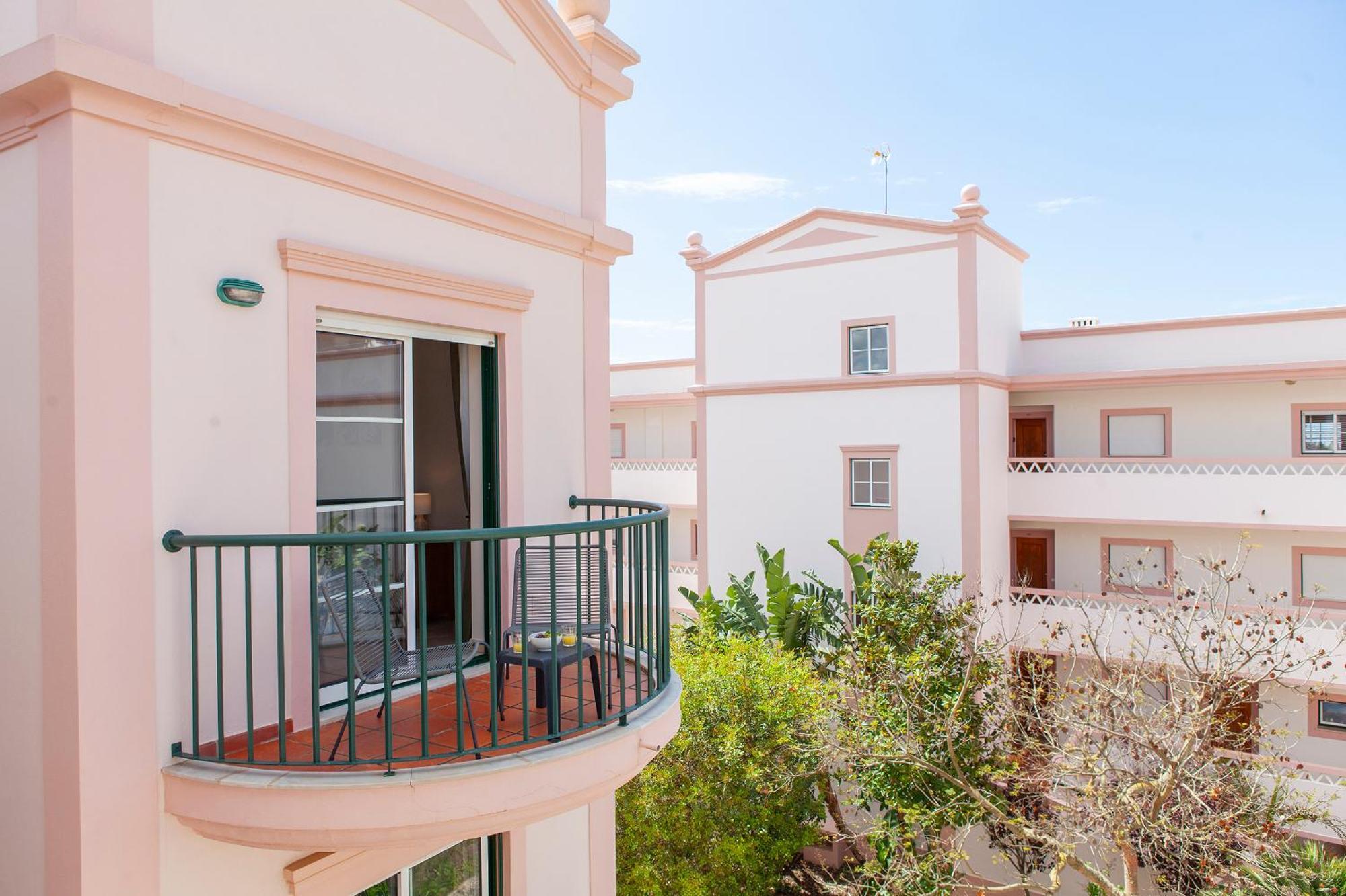 Apartamento B73 - Luz Sun